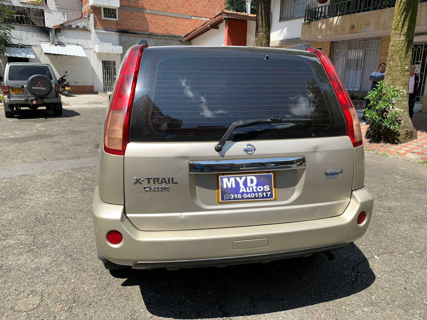 Nissan X-TRAIL