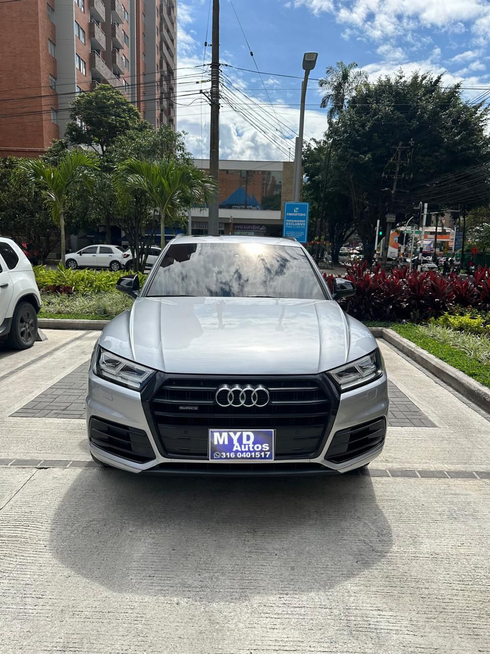 AUDI Q5 BLACK EDITION